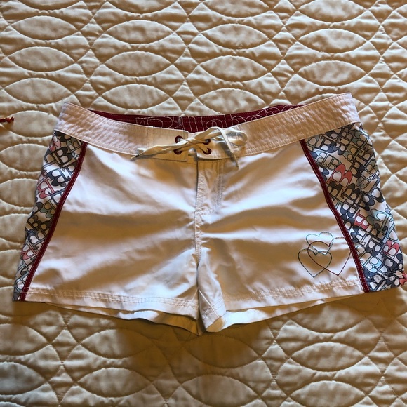 Billabong shorts, white with multicolour sides, sz 7 - Picture 4 of 6